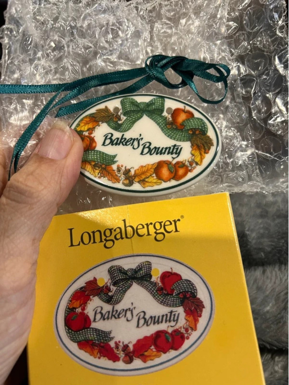 Longaberger Bakers Bounty tie on pumpkins fall